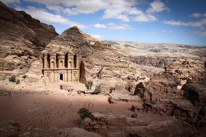 4-Day Jordan Highlights: Petra, Wadi Rum, Aqaba & Dead Sea Small-Group Tour photo 3