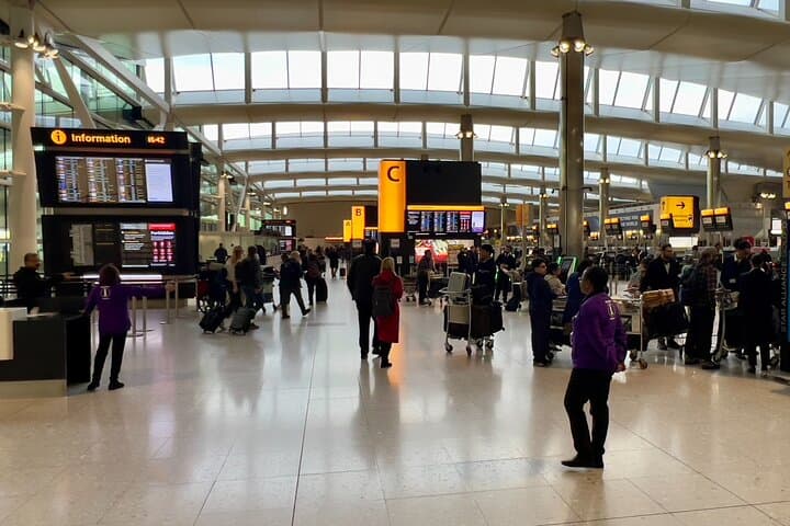 Southampton Port to Gatwick Private Transfer — Door-to-Door Guide photo 5