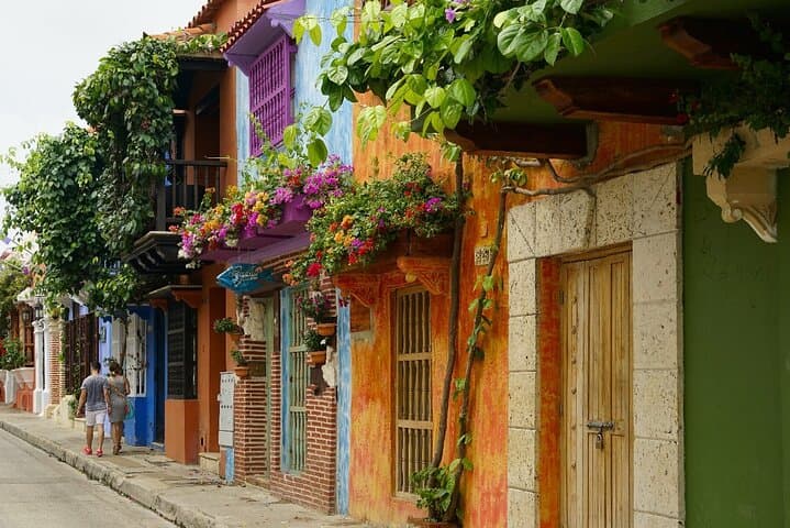 Colonia del Sacramento Day Trip: Historic Streets, Lighthouse Views & Riverfront Strolls photo 2