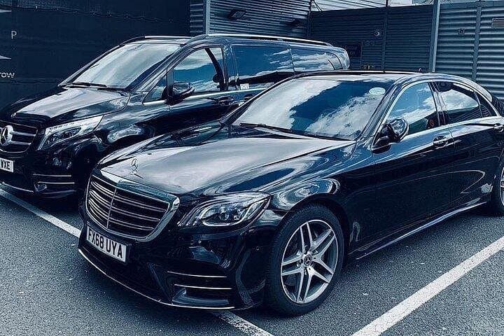 Private Chauffeur Transfer from Southampton Port to London Luton Airport — Luxury Door-to-Door Service photo 1