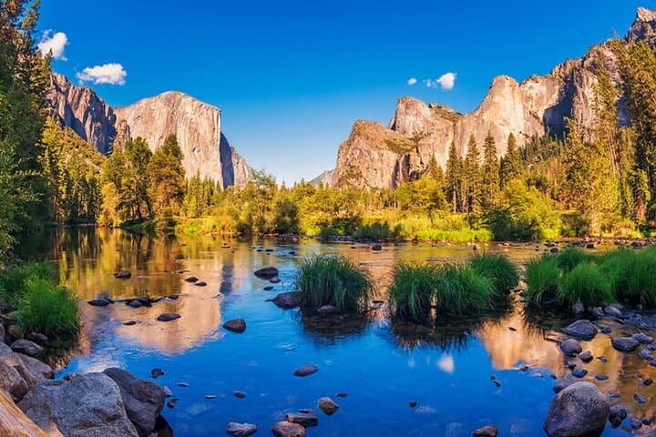 Private Yosemite Tour: Experience Nature, Flavors, and History in Yosemite Valley photo 4