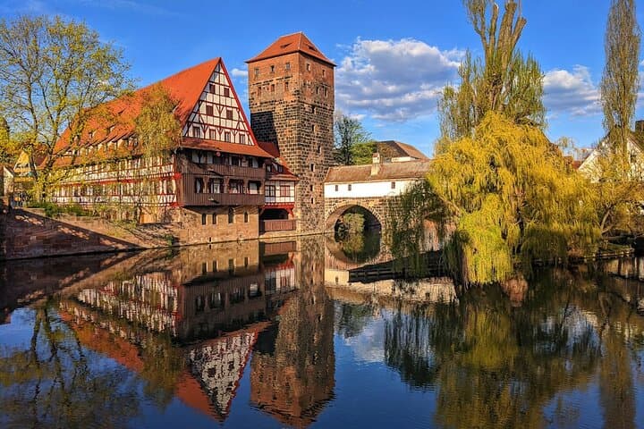 Run Nuremberg: Insider-Paced 6–12 km City Running Tour photo 4