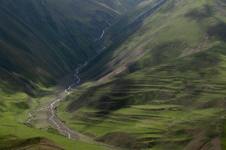 Khinalug to Kalaykhudat Day Hike: High Mountain Path in Azerbaijan's Caucasus photo 6