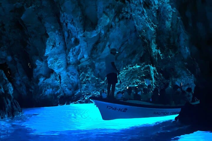 Blue Cave, Stiniva & Hvar: Full-Day Blue Lagoon Boat Trip from Split