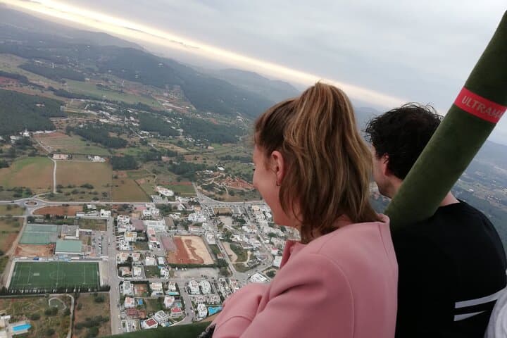Sunrise Hot Air Balloon Over Ibiza: Flight, Breakfast & Cava photo 5