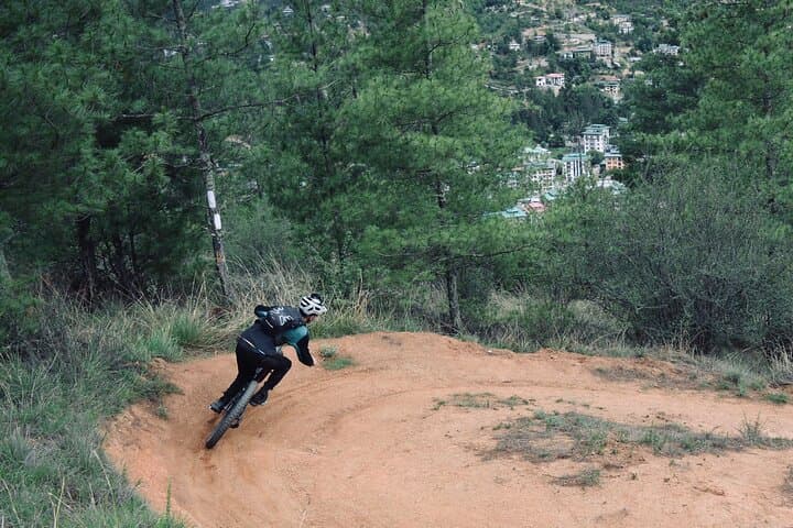 10-Day Mountain Biking Expedition in Bhutan: Paro to Phobjikha photo 5