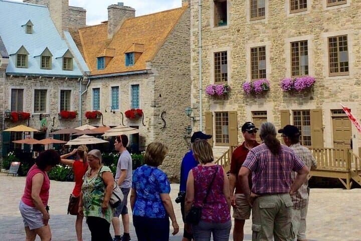 Explore Québec City's Old Town: Private 2-Hour Guided Walking Tour photo 2