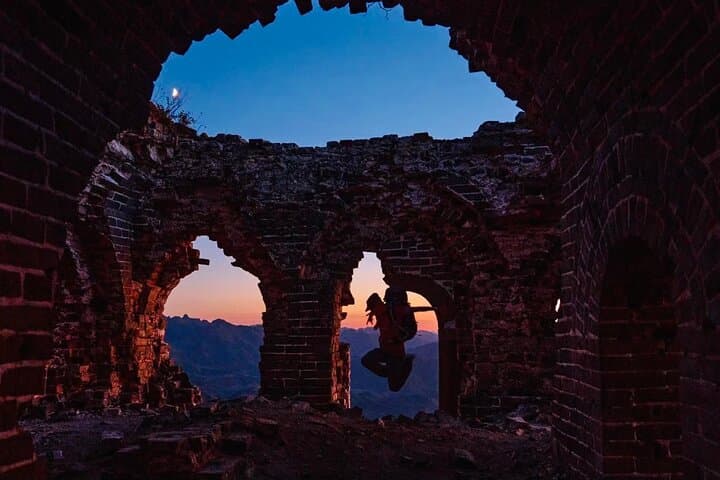 Night Lights at Simatai: Illuminated Great Wall & Gubei Water Town Evening Tour photo 6