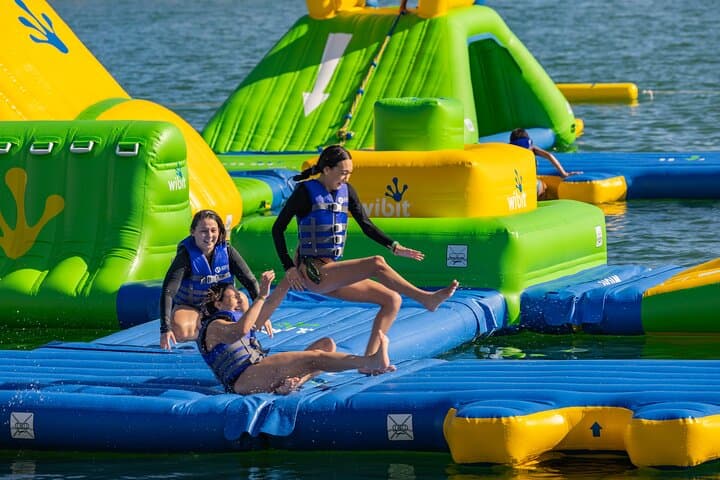 Wai Kai AquaVenture — All-Day Inflatable Lagoon Park on Oʻahu photo 4