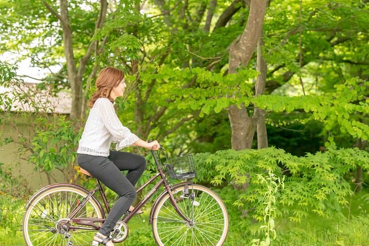 Karuizawa Forest-Bathing Cycling to Kumobaike Pond: Scenic 2-Hour Guided Ride photo 1