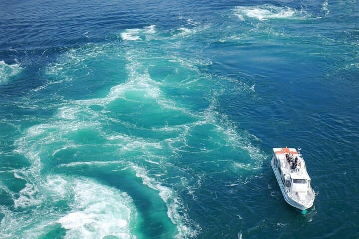 Osaka to Naruto Whirlpools & Awa Odori: One-Day Boat Views, Local Eats & Dance photo 2