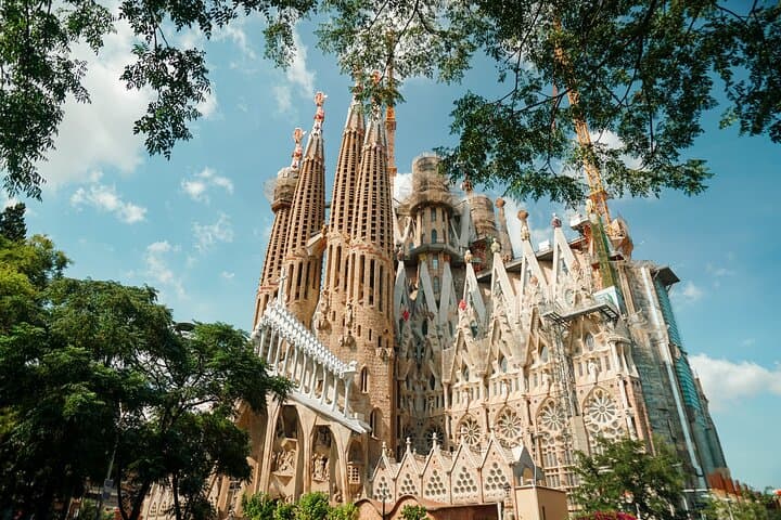 Barcelona Self-Guided Photo Safari: Capture Gaudí, La Rambla & Montjuïc in One Day photo 1