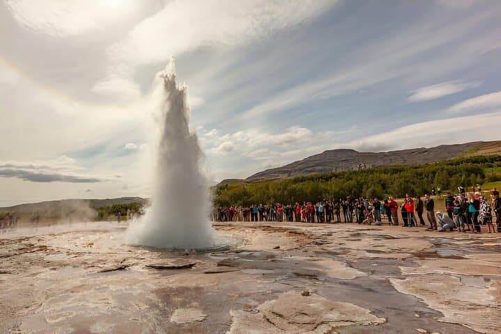 Private Golden Circle Day Tour from Reykjavik — Thingvellir, Geysir, Gullfoss & Kerid photo 2