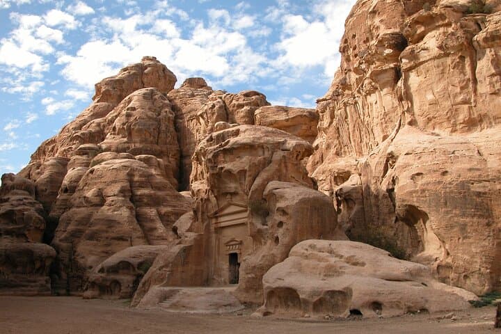 Private Jordan Dune Tour: Dead Sea, Petra & Wadi Rum in 3 Nights photo 3