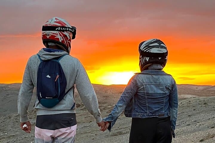 Agafay Desert Quad Bike Sunset and Berber Dinner Experience