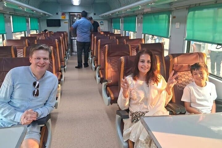Express Train Taj Mahal Day Tour from Delhi Private Agra Excursion photo 2