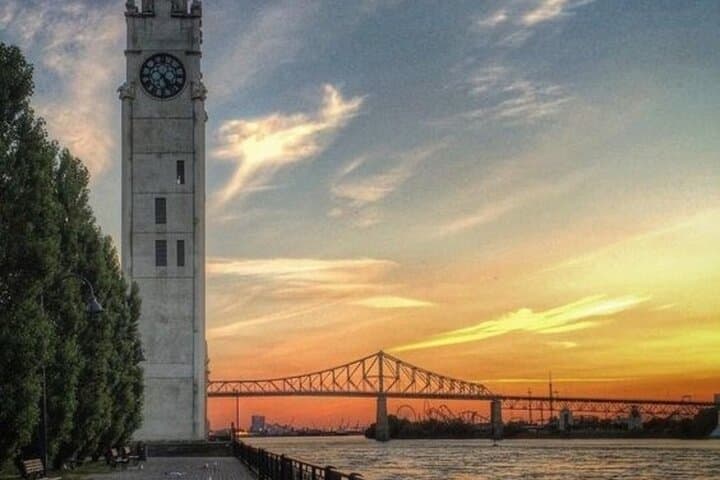 Montreal Downtown & Underground Walking Tour — Explore Historic Streets and the Underground City