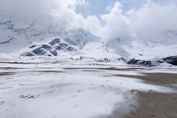 14-Day Manaslu Circuit Trek: Larkya La Pass & Manaslu Base Camp Adventure photo 2