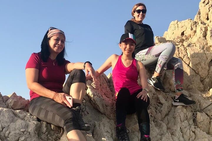 Sharjah Fossil Rock Hike: Guided Desert Summit & Barefoot Sand Descent photo 4