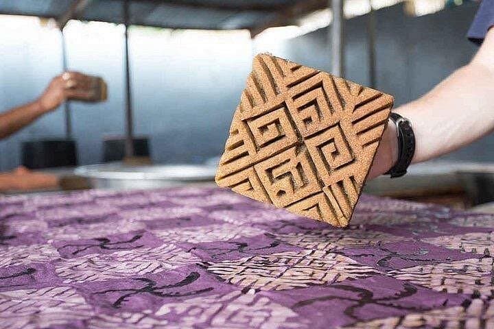 7-Day Artisanal Tour in Ghana: Pottery, Batik, Black Soap & Kakum Canopy photo 1