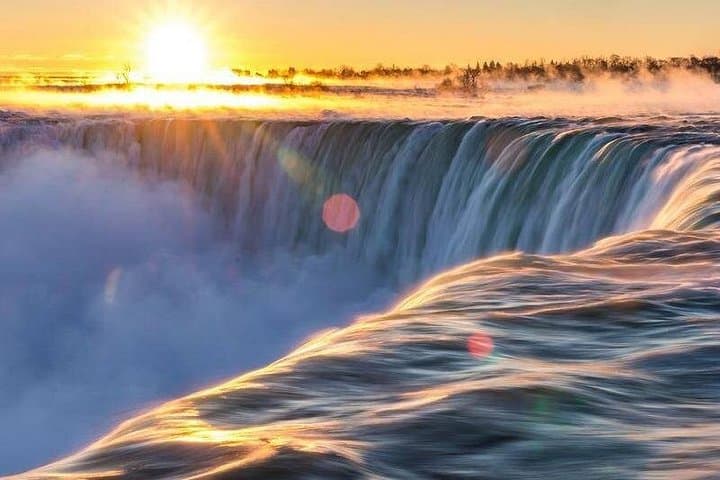 Niagara Falls to Toronto: 2-Day Falls, Wine, and City Sights Tour photo 1