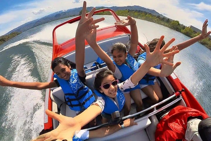 15-Mile Adventure Boat Ride on the Columbia: Wenatchee Jet Boat Experience photo 2