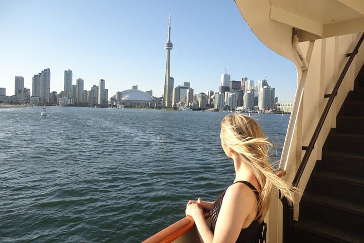 Toronto Obsession III Dinner Cruise: Skyline Dining & Nightlife on Lake Ontario photo 3
