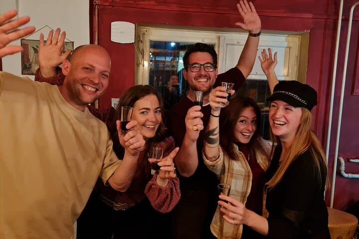 Personalized Pub Crawl in Budapest: Guided Nightlife Tour & Ruin Bar Experience photo 3