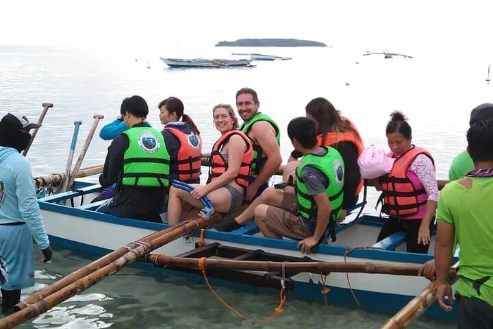 Cebu Whale Shark Watching & Sumilon Sandbar Day Trip — Oslob Marine Adventure photo 6