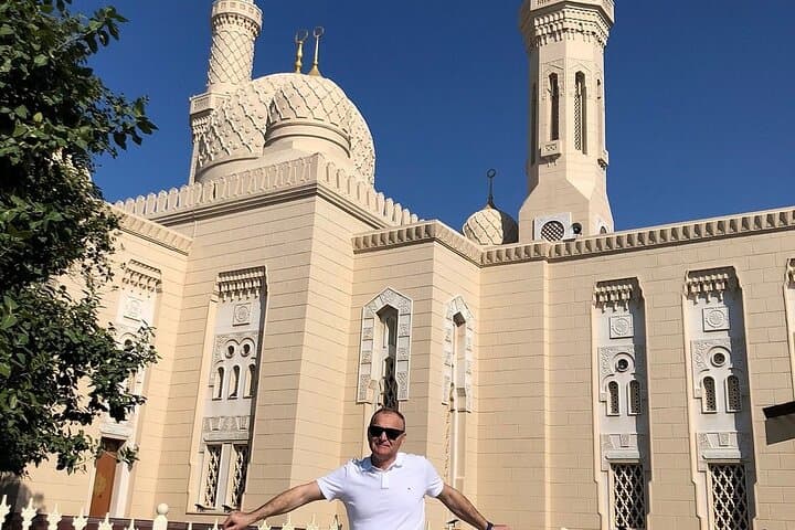 Inside Jumeirah Mosque: Private Two-Hour Cultural Tour with Transfers photo 4