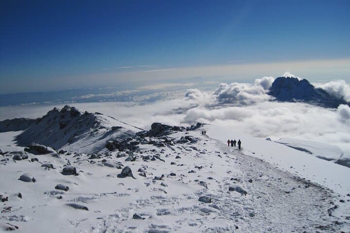 Machame Route Kilimanjaro: 6-Day Climb from Moshi to Uhuru Peak photo 3