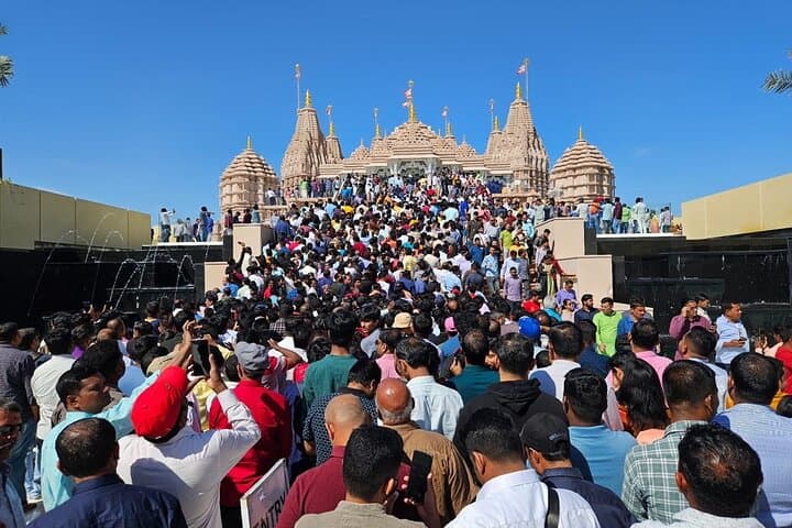 BAPS Hindu Mandir Abu Dhabi Tour with Pickup and Drop-Off photo 2
