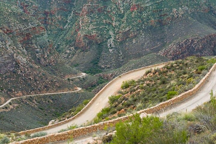 Swartberg Pass Day Tour: Prince Albert, Meiringspoort & Olive Farm Lunch photo 3