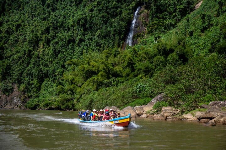 River Tubing Fiji: Navua River Shore Excursion from Suva