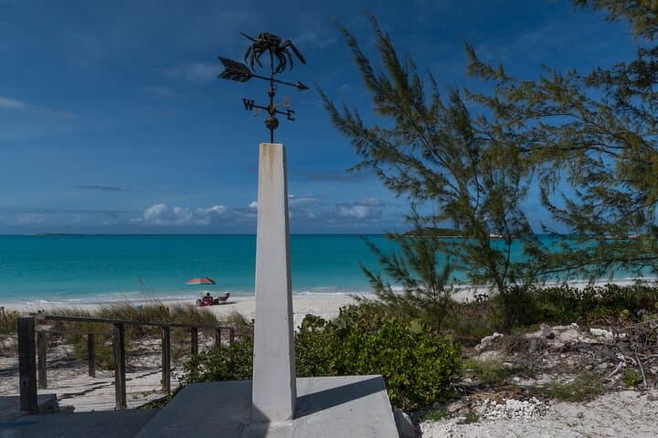 Private Jeep Sightseeing Tour in Nassau — 3-Hour Island Highlights photo 5