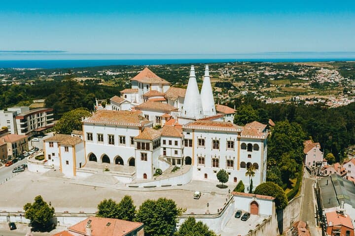 Off-Road 4x4 in Sintra: Hidden Trails, Secret Beaches & Vintage UMMs photo 2