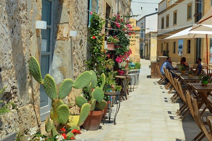Syracuse to Marzamemi Day Trip: San Lorenzo, Cala Bernardo & Seaside Strolls photo 6