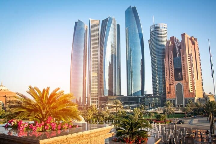 Private Full-Day Abu Dhabi City Tour — Sheikh Zayed, Emirates Palace & Corniche photo 3