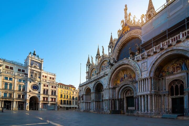 Venice in One Day: WOW Tour — Walk San Marco, Murano & Burano with Lunch photo 2