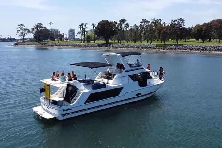 59' Paradise Party Yacht Cruise in San Diego — Coronado Bridge & USS Midway Views