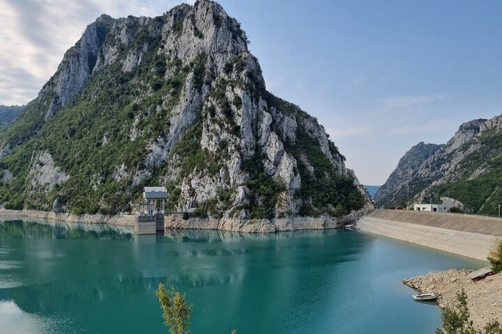 Bovilla Lake & Gamti Mountain Hike — Day Trip from Tirana photo 5