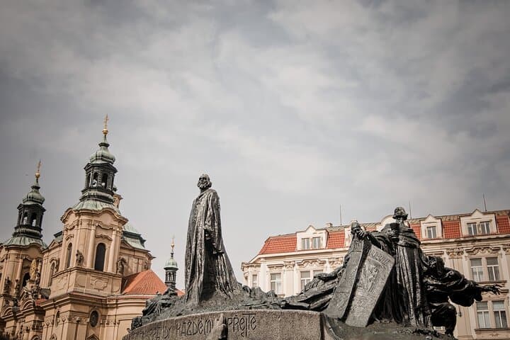 Prague Old Town & Jewish Quarter Guided Walking Tour: History, Architecture, and Hidden Corners photo 3