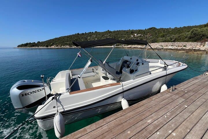 Blue Lagoon and 3 Islands Speedboat Tour from Trogir — Half‑Day Snorkel & Swim photo 5