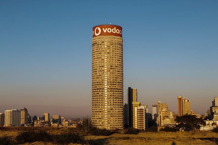 Ponte City Tower Tour: Visit Johannesburg’s Tallest Building and Hillbrow Walking Tour