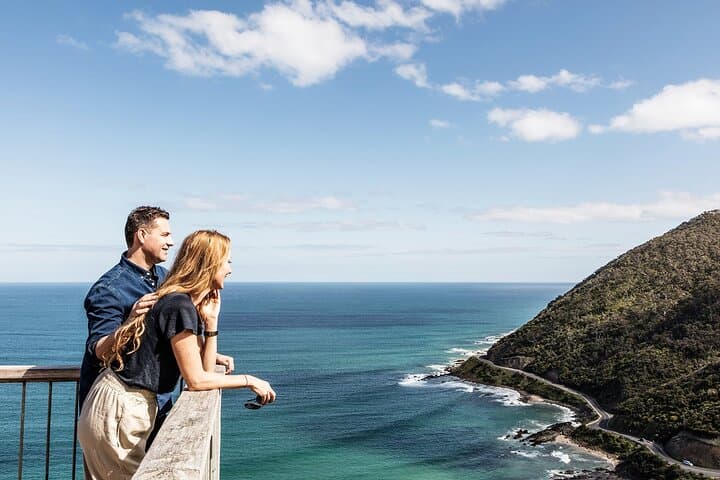 Great Ocean Road Day Tour: Twelve Apostles, Lorne & Apollo Bay Explorer photo 2