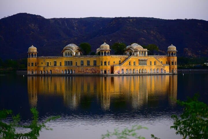 4-Day Golden Triangle: Jaipur, Agra & Delhi Cultural Tour photo 3