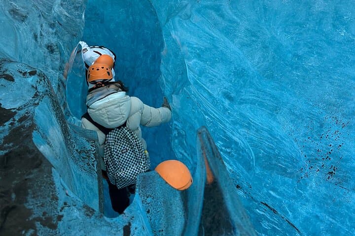 Glacier Hiking in Skaftafell — 4-Hour Ice Cave & Ice Climbing Adventure photo 5