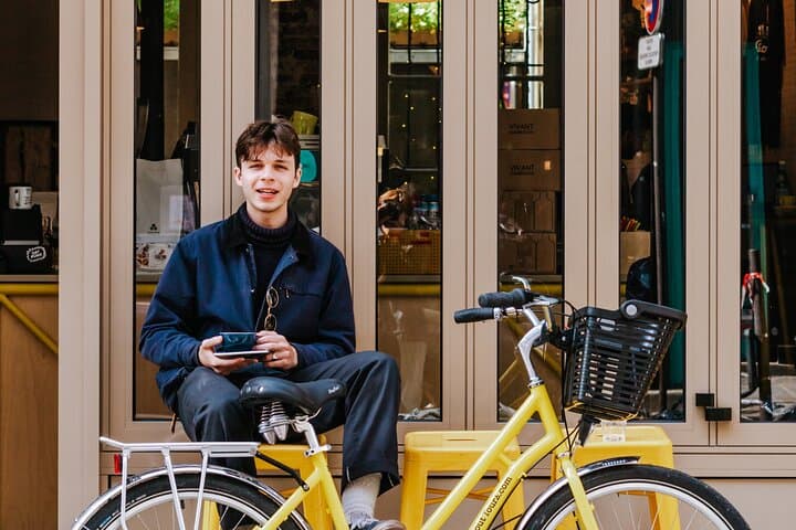 Paris Day Bike Rental at Le Peloton Café — Ride the Marais and Seine photo 2