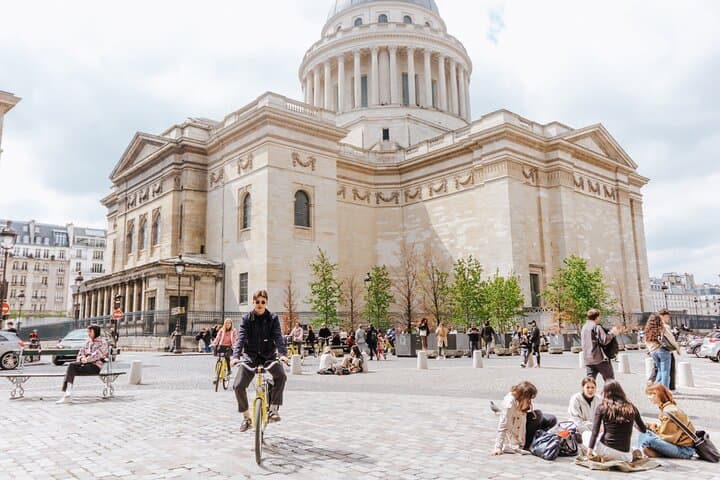 Paris Day Bike Rental at Le Peloton Café — Ride the Marais and Seine photo 5