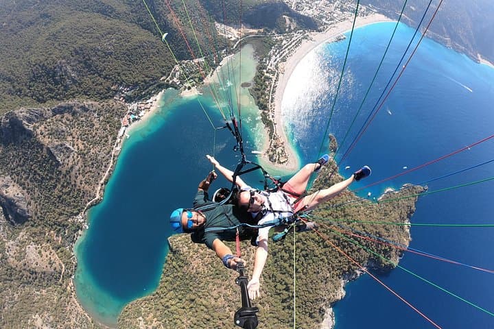 Tandem Paragliding Over Ölüdeniz — Babadağ Flights from Fethiye photo 4